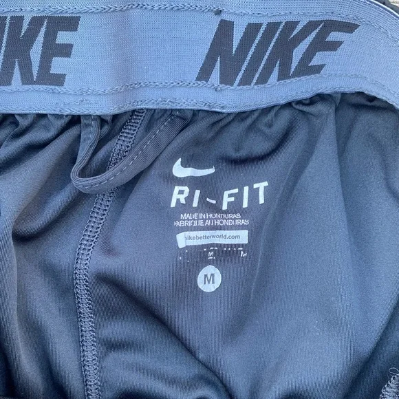 SOLD 💲Nike Dri fit black sports shorts size medium - Picture 3 of 7